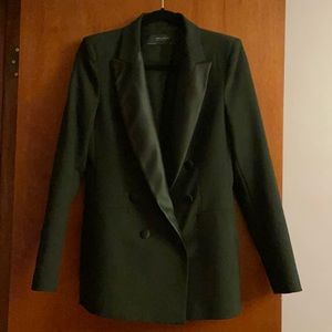 Women’s Boyfriend fitted tuxedo blazer